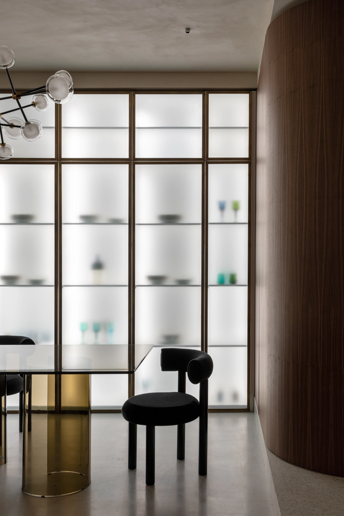 FIAM ITALIA - appartamento Orazio 31 - tavolo Luxor